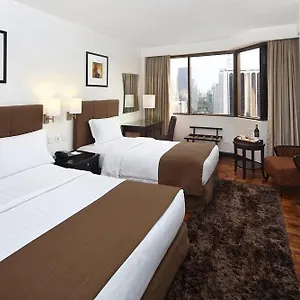 Garden Makati Отель