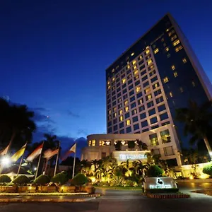 marco-polo-davao.davao-hotels.com/